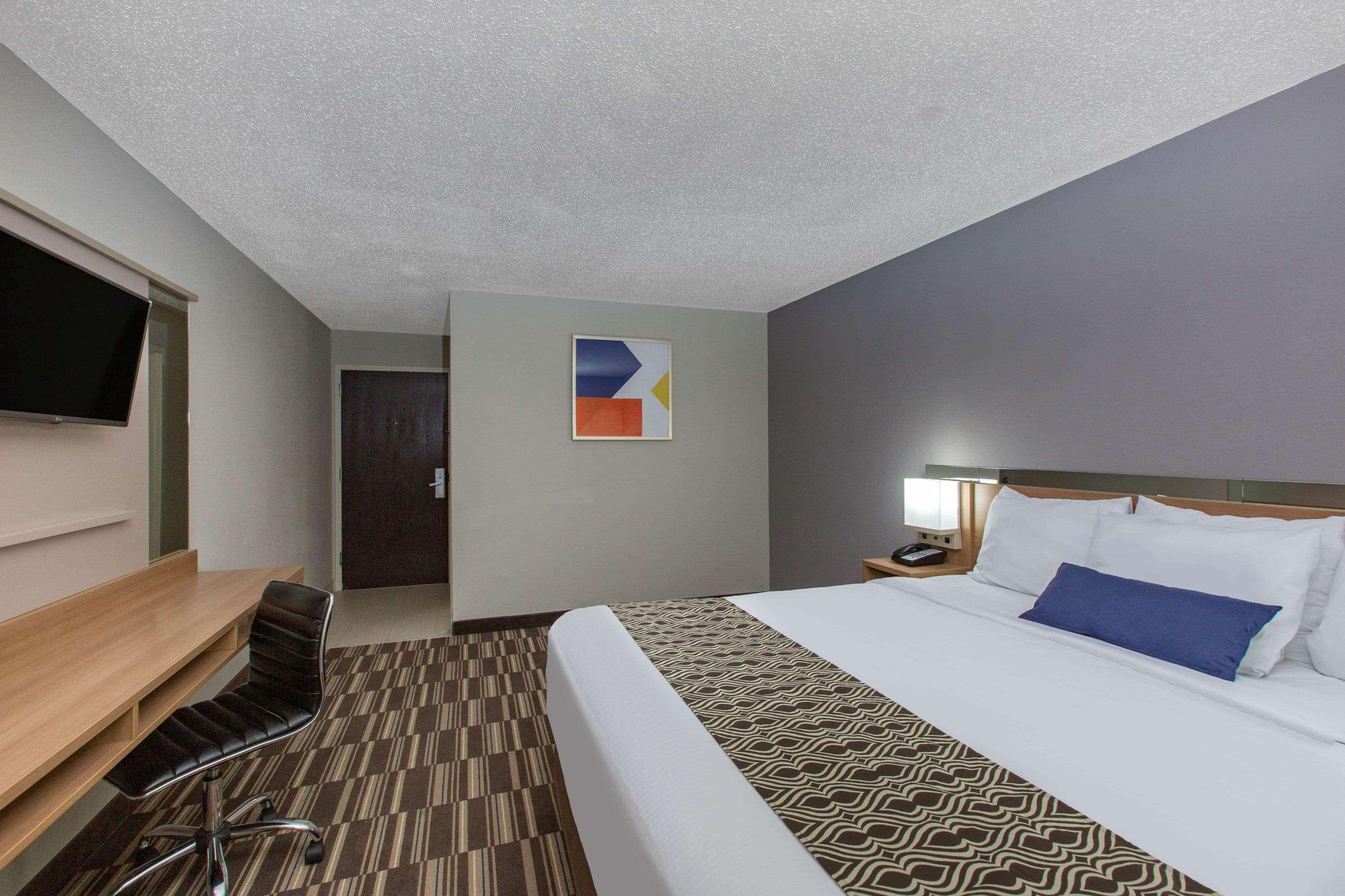 Microtel Inn & Suites By Wyndham Augusta/Riverwatch Exterior photo